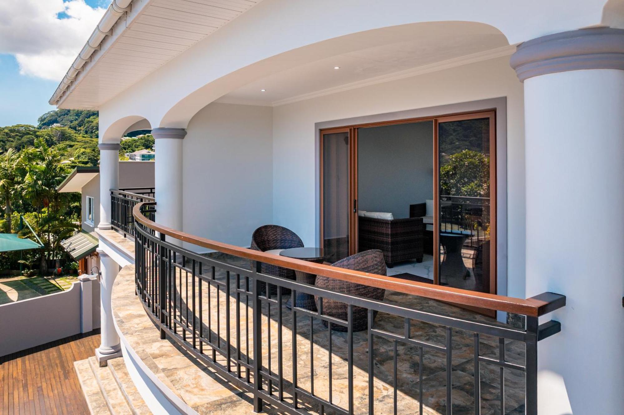 D'Offay Seaview Apartments Бо-Валлон Екстер'єр фото